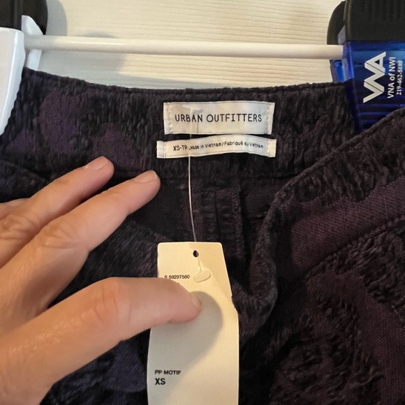 NWT MINI SKIRT Size : XS-TP - Picture 7 of 10